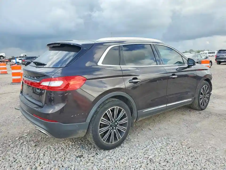 2LMPJ7JR8HBL39357 2017 LINCOLN MKX-2