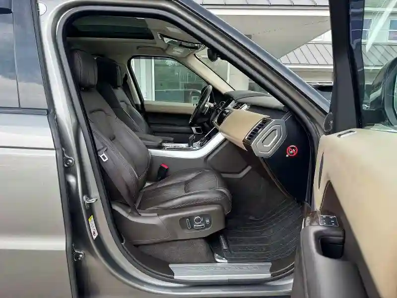 SALWV2SV5JA804394 2018 LAND ROVER RANGEROVER-4