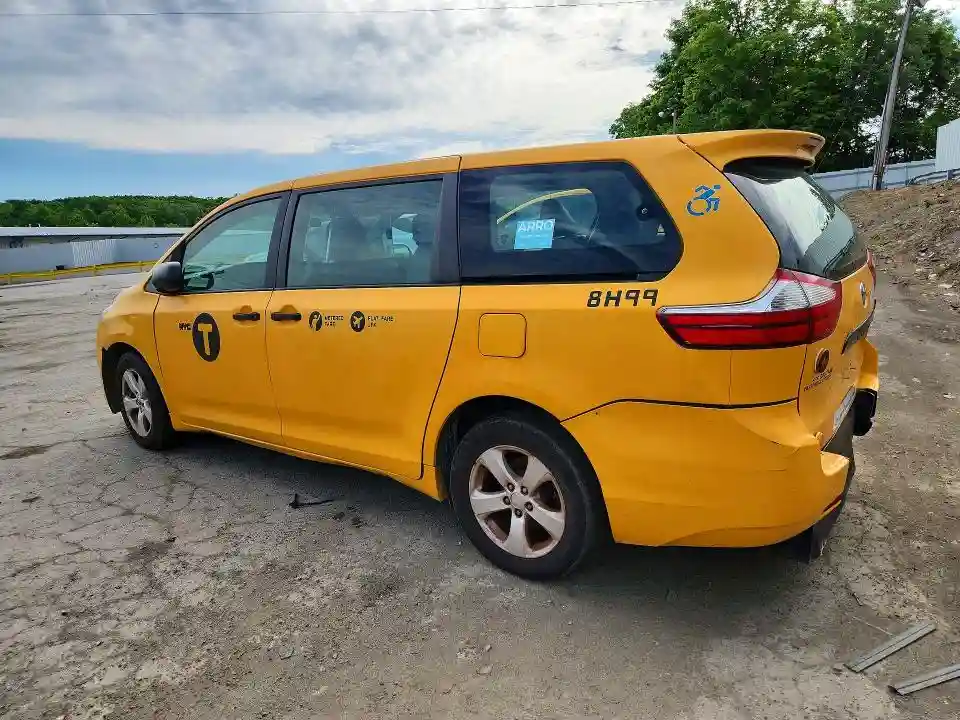 5TDZZ3DC1HS859903 2017 TOYOTA SIENNA-1