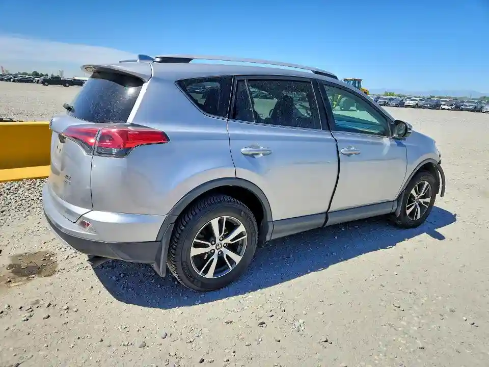 2T3RFREV5GW416467 2016 TOYOTA RAV4-2