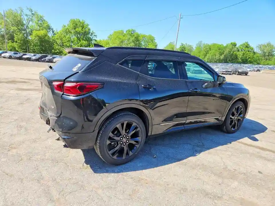 3GNKBJRS3KS653048 2019 CHEVROLET BLAZER-2