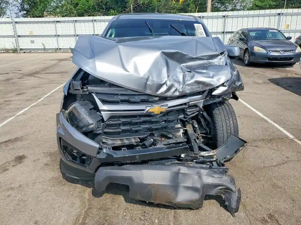 1GCGTBEN7M1260143 2021 CHEVROLET COLORADO-4
