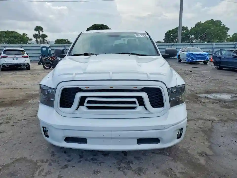 1C6RR6FG8KS581508 2019 RAM 1500-4