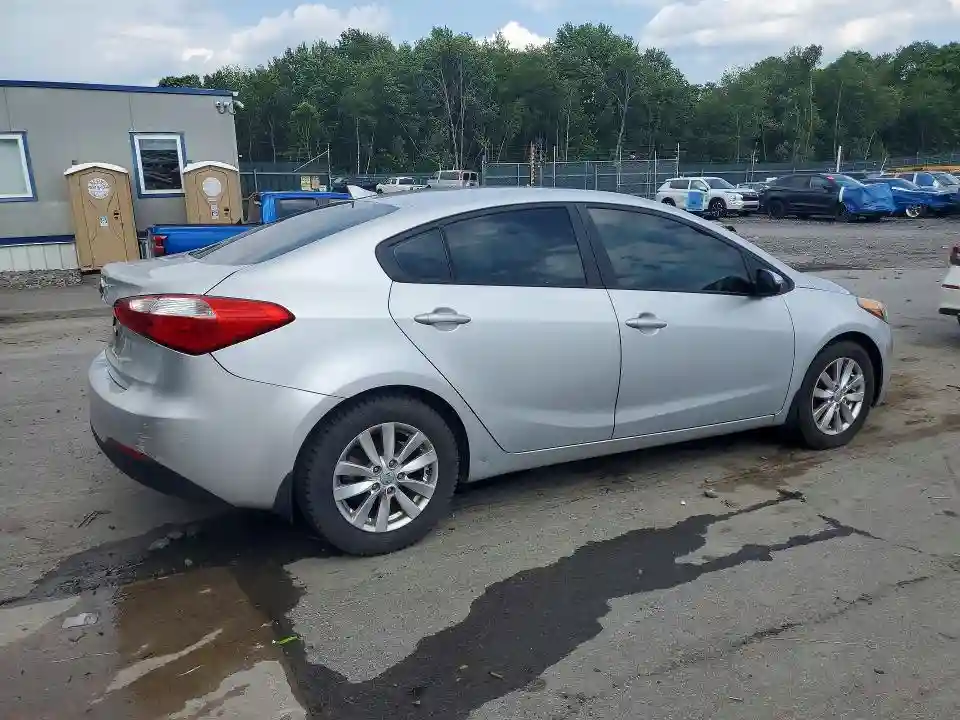 KNAFX4A64G5469392 2016 KIA FORTE-2