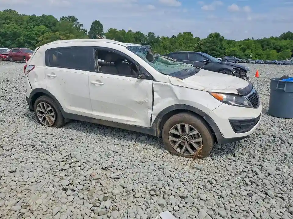 KNDPB3AC7G7806499 2016 KIA SPORTAGE-3