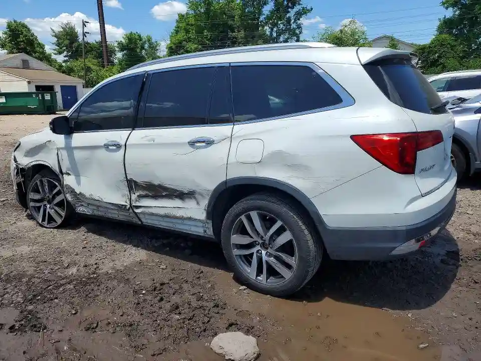 5FNYF6H98HB010733 2017 HONDA PILOT-1