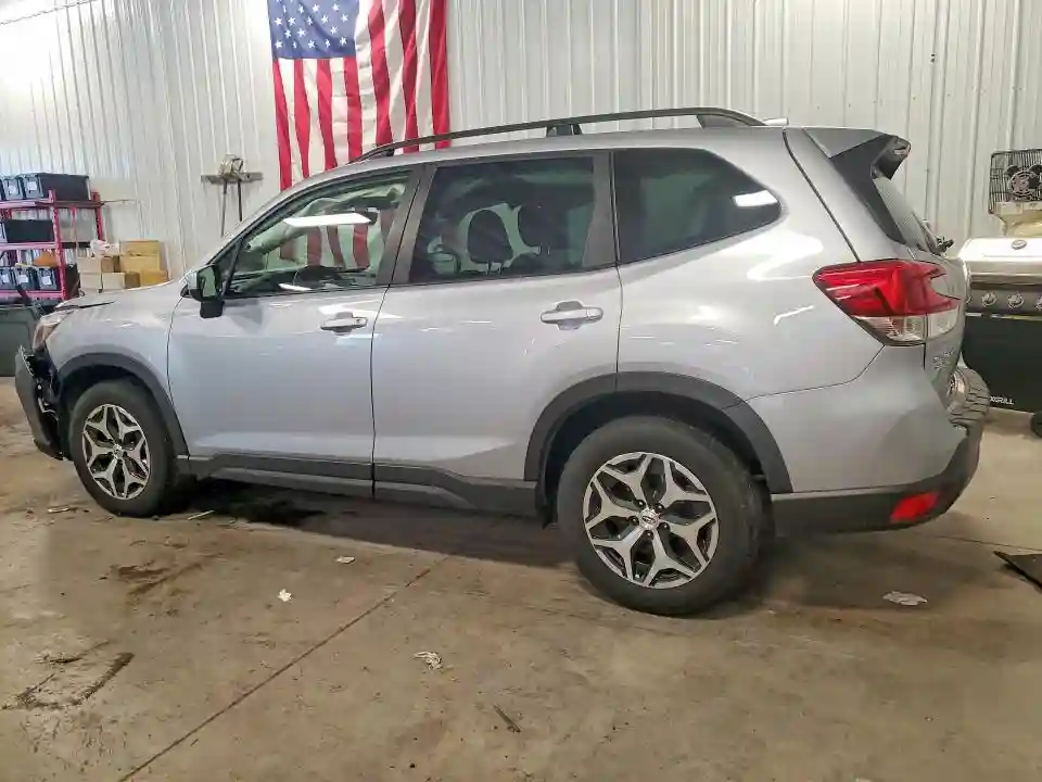 JF2SKAJC2MH462120 2021 SUBARU FORESTER-1
