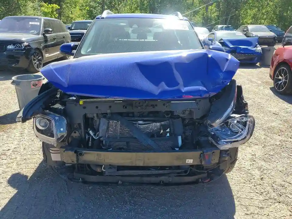 KMHRC8A32NU133778 2022 HYUNDAI VENUE-4