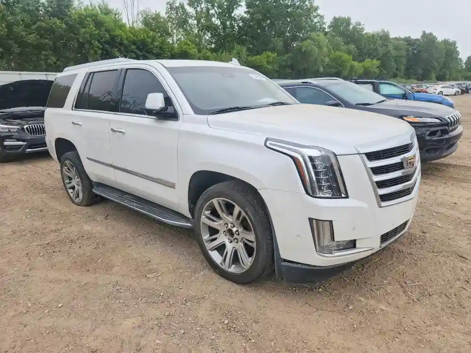 1GYS4BKJ9HR158157 2017 CADILLAC ESCALADE-3