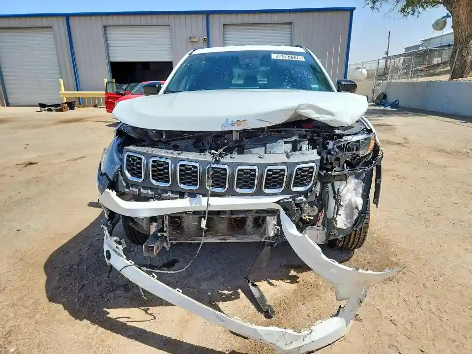 3C4NJDBN4RT117566 2024 JEEP COMPASS-4