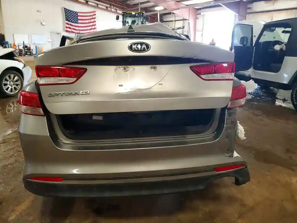 5XXGT4L32GG022657 2016 KIA OPTIMA-5
