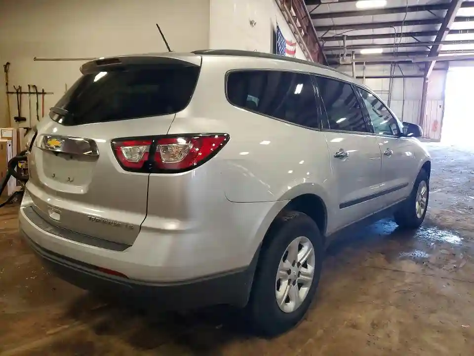 1GNKRFKD2FJ164913 2015 CHEVROLET TRAVERSE-2