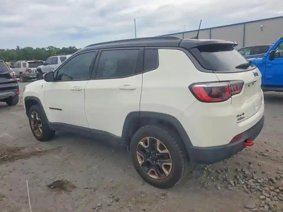 3C4NJDDB6JT451332 2018 JEEP COMPASS TR-1