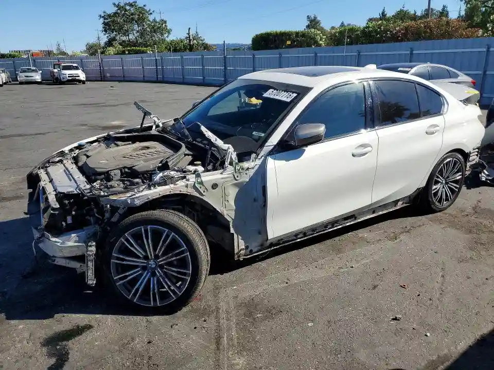 WBA5U7C02MFL29085 2021 BMW M3-0