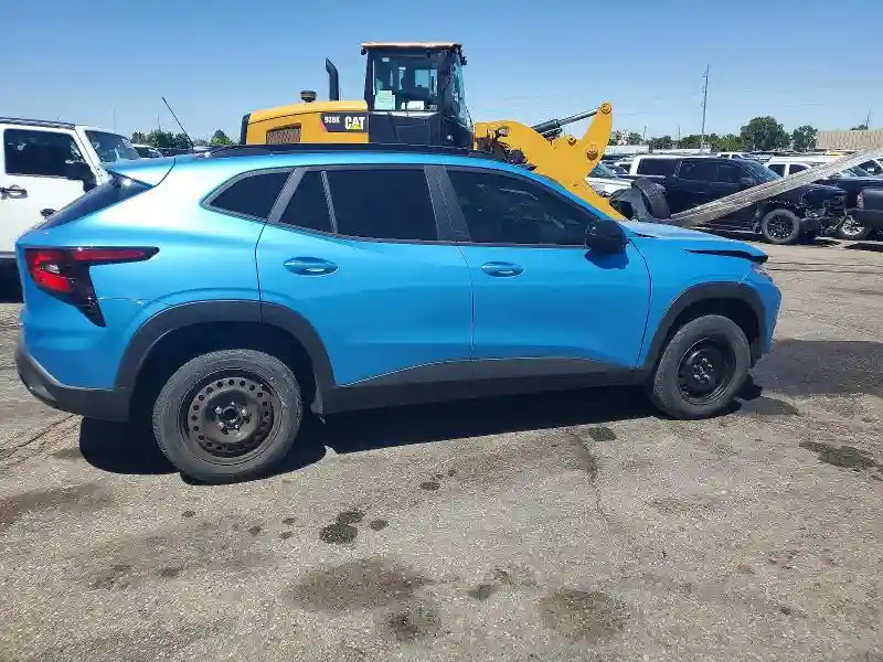 KL77LJEP8TC022717 2026 CHEVROLET TRAX-2