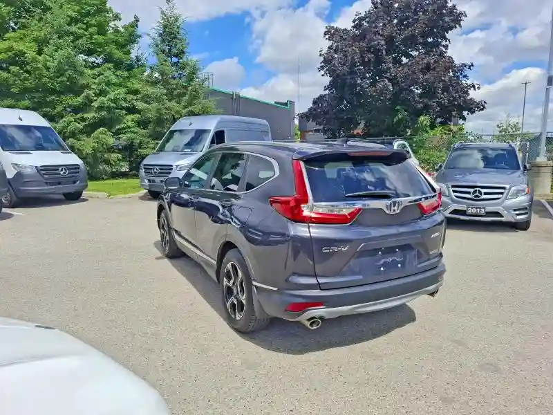 2HKRW2H9XHH136588 2017 HONDA CRV-2