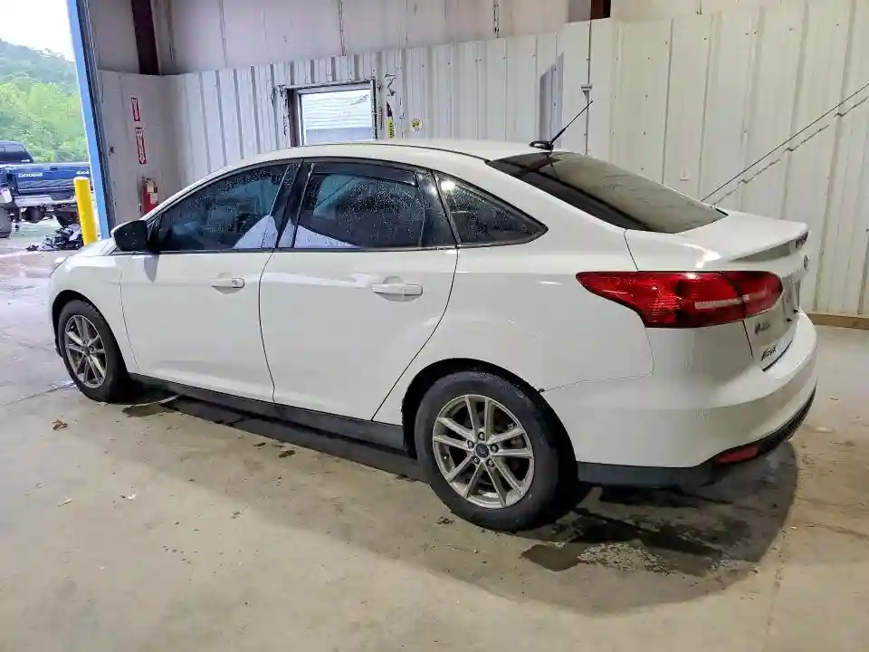 1FADP3FE8JL203130 2018 FORD FOCUS-1