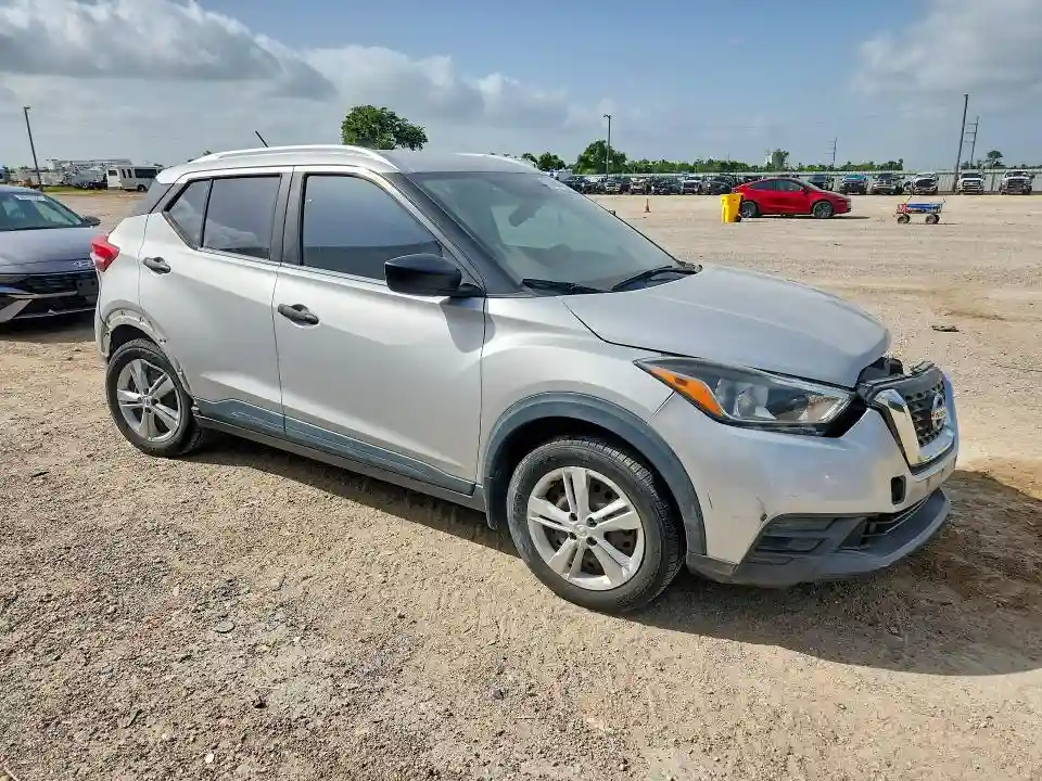 3N1CP5CU1KL548859 2019 NISSAN KICKS-3