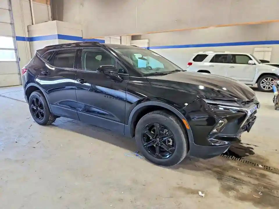 3GNKBHR41PS112906 2023 CHEVROLET BLAZER-3