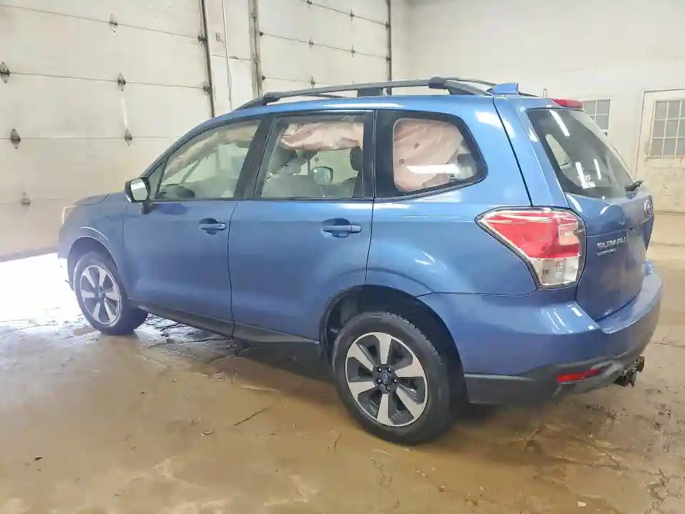 JF2SJABC6HH492356 2017 SUBARU FORESTER-1