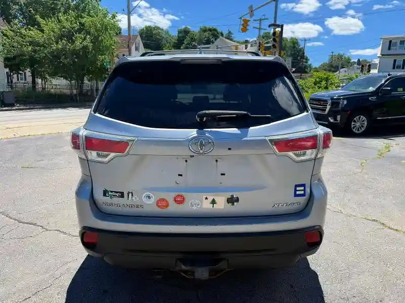 5TDJKRFH3FS075698 2015 TOYOTA HIGHLANDER-5