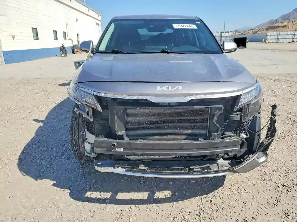 KNDEPCAAXN7335291 2022 KIA SELTOS-4