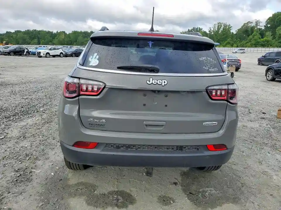 3C4NJDBN6PT551162 2023 JEEP COMPASS-5