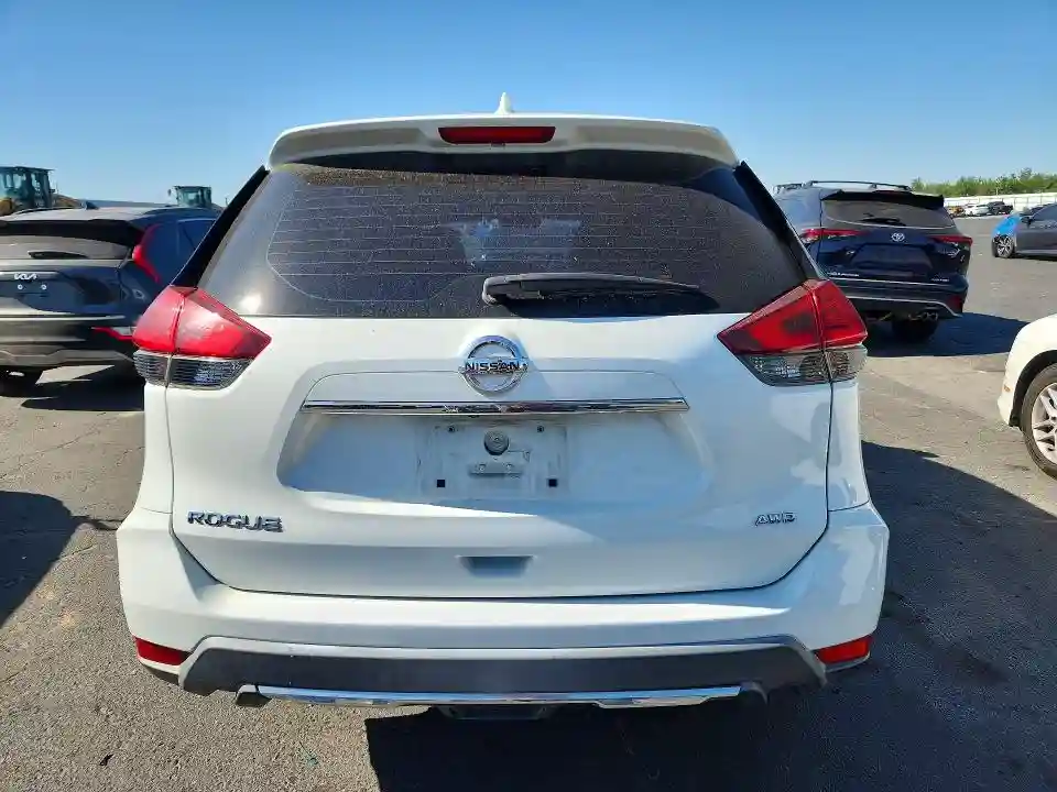KNMAT2MV4HP523733 2017 NISSAN ROGUE-5