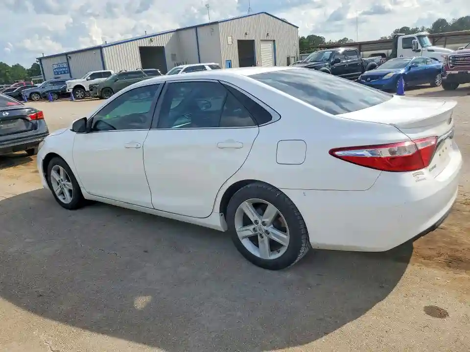 4T1BF1FK5FU932066 2015 TOYOTA CAMRY-1