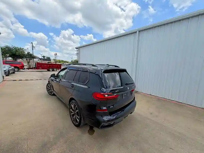 5UXCX6C08N9J82409 2022 BMW X7-2