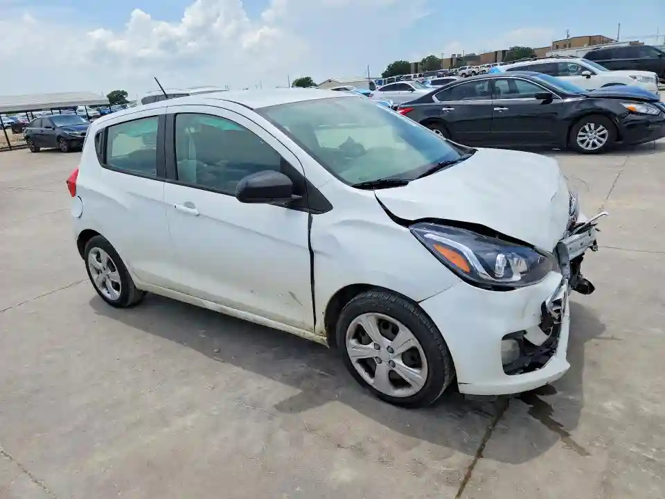 KL8CA6SA2KC735432 2019 CHEVROLET SPARK-3