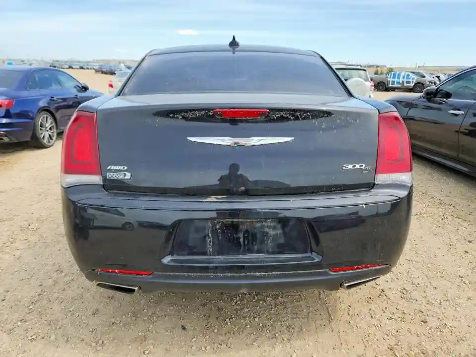 2C3CCAGG2JH293706 2018 CHRYSLER 300-5