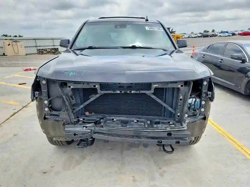 1GNSKBKCXKR355768 2019 CHEVROLET TAHOE-4
