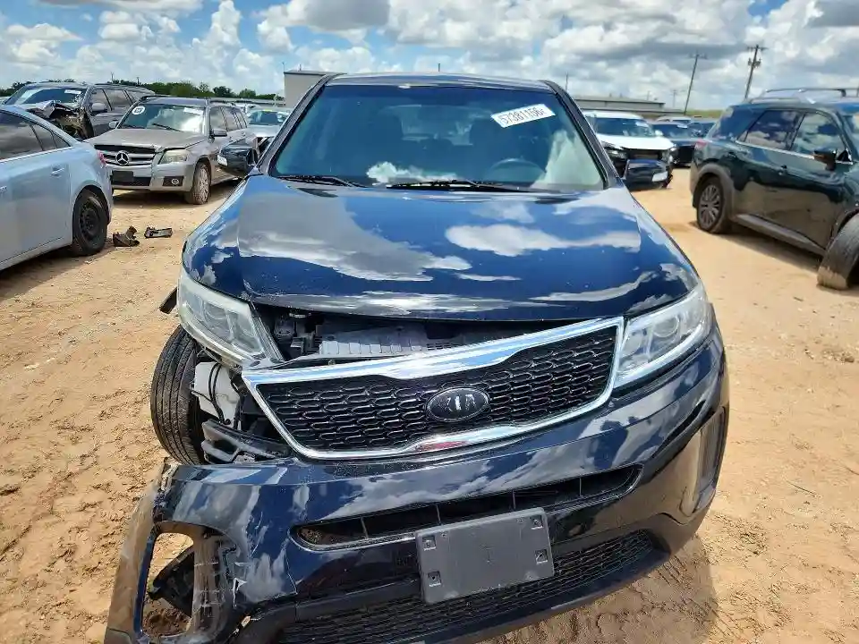 5XYKT3A61FG601067 2015 KIA SORENTO-4