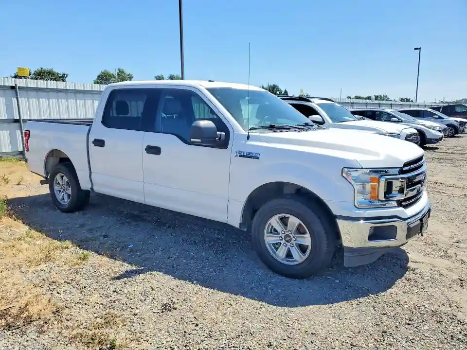 1FTEW1CG8JKE50049 2018 FORD F150-3