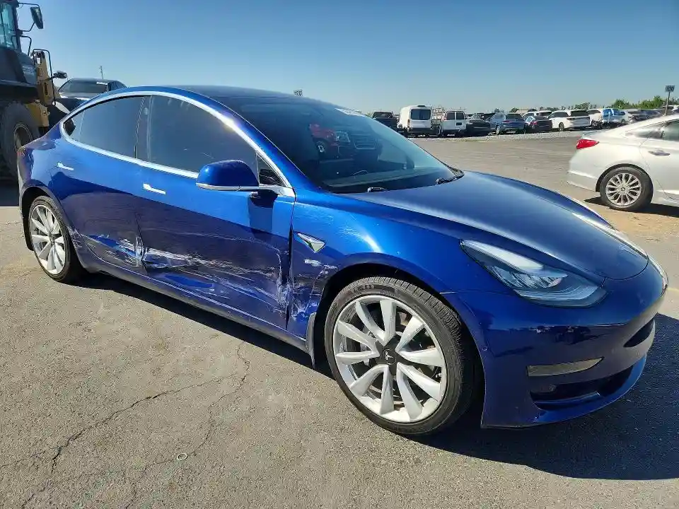 5YJ3E1EA3KF464135 2019 TESLA MODEL 3-3