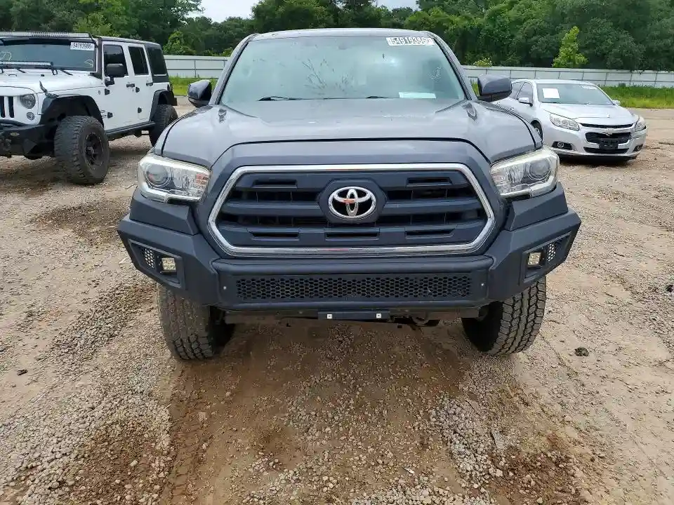 5TFCZ5AN3GX031125 2016 TOYOTA TACOMA-4