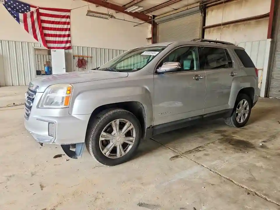 2GKFLUEK5H6135579 2017 GMC TERRAIN-0