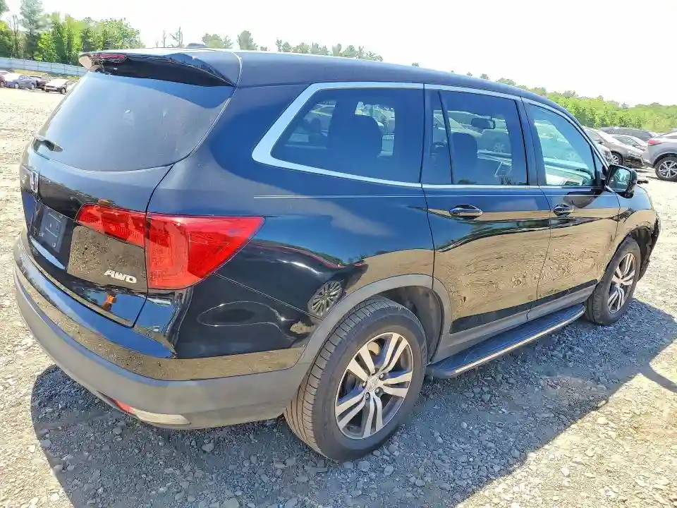 5FNYF6H57HB003382 2017 HONDA PILOT-2