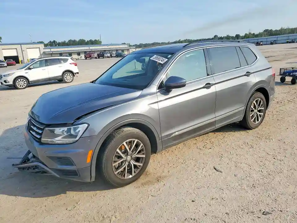 3VV3B7AXXJM205529 2018 VOLKSWAGEN TIGUAN-0