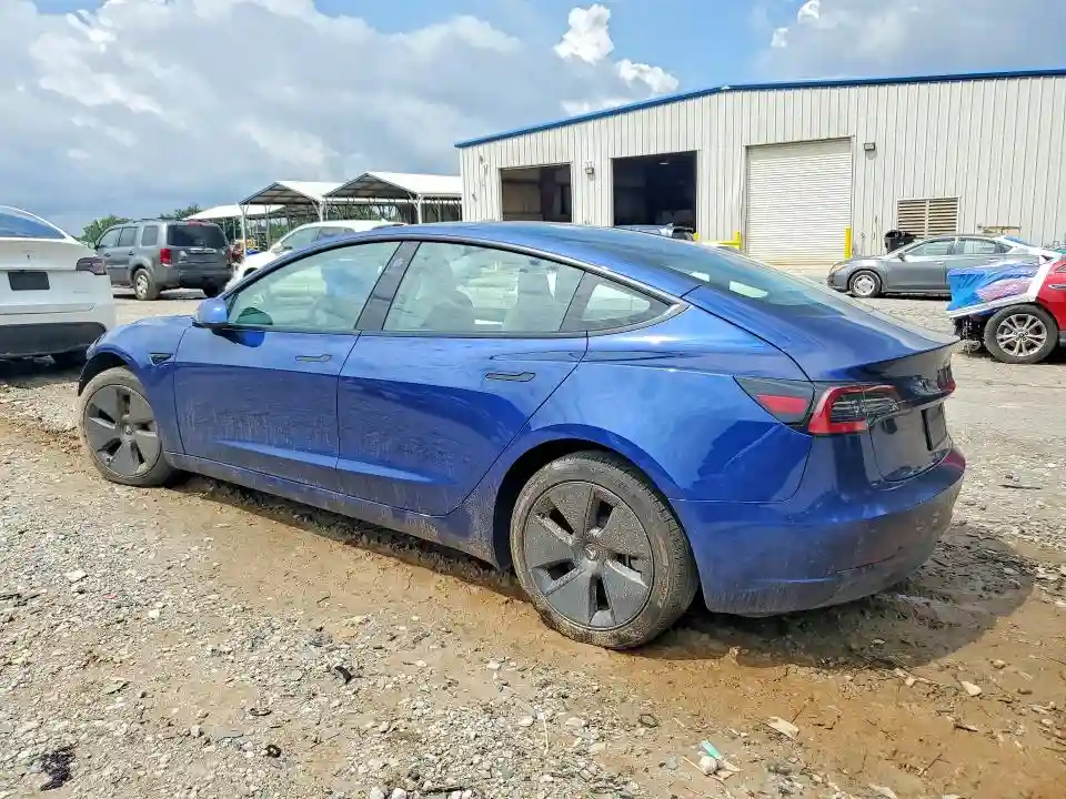 5YJ3E1EA8MF057088 2021 TESLA MODEL 3-1