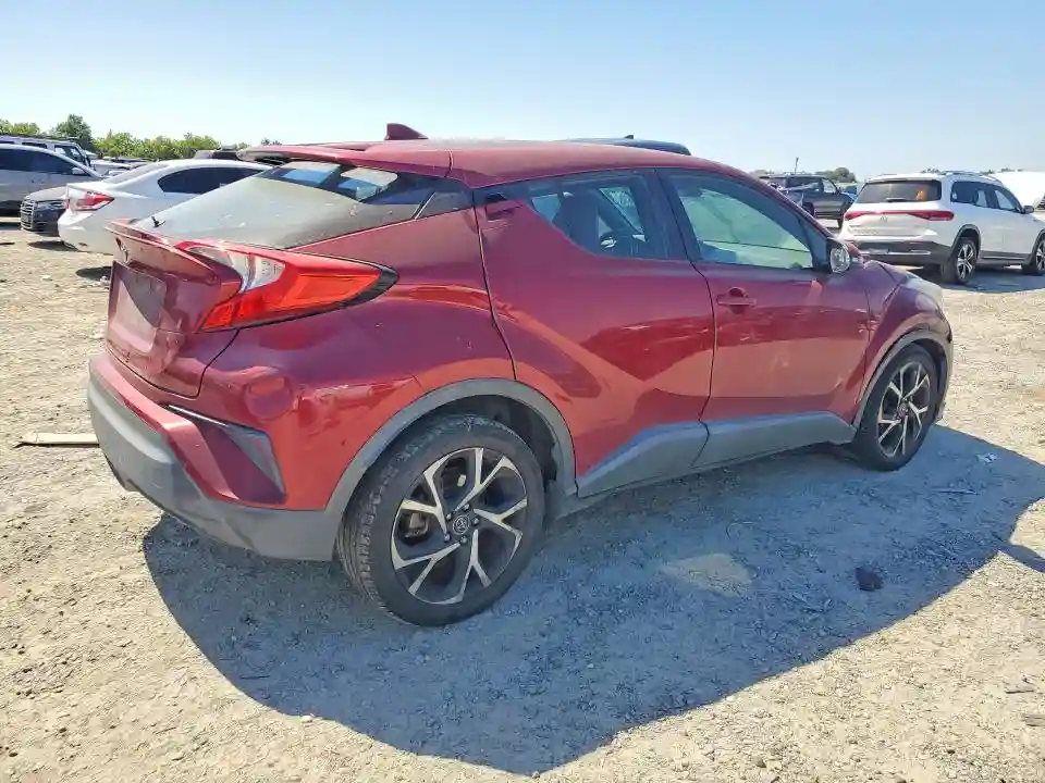 NMTKHMBXXJR031658 2018 TOYOTA C-HR-2