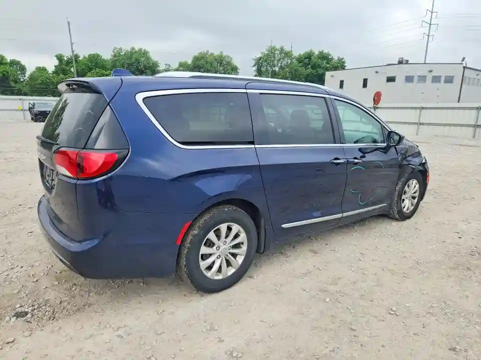 2C4RC1EG4JR187471 2018 CHRYSLER PACIFICA-2