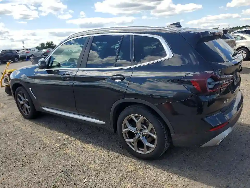 5UX53DP05N9N03535 2022 BMW X3-1