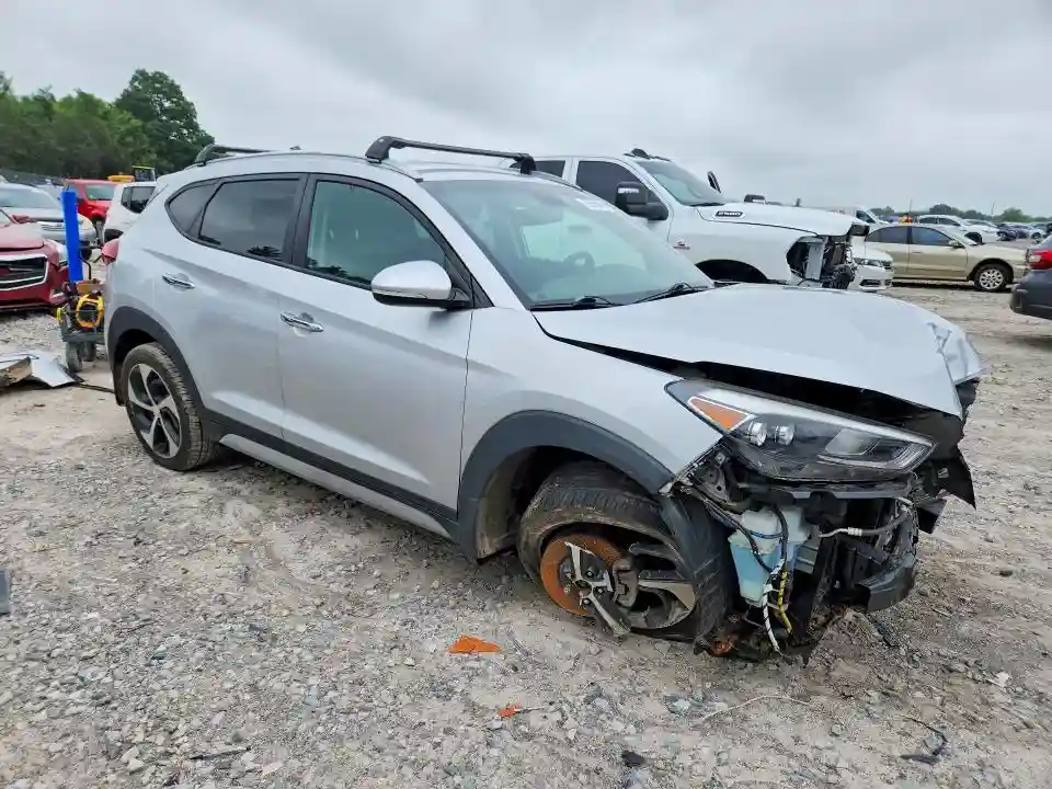 KM8J33A25JU694770 2018 HYUNDAI TUCSON-3