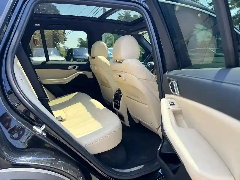 5UXCR4C01M9D94830 2021 BMW X5-5