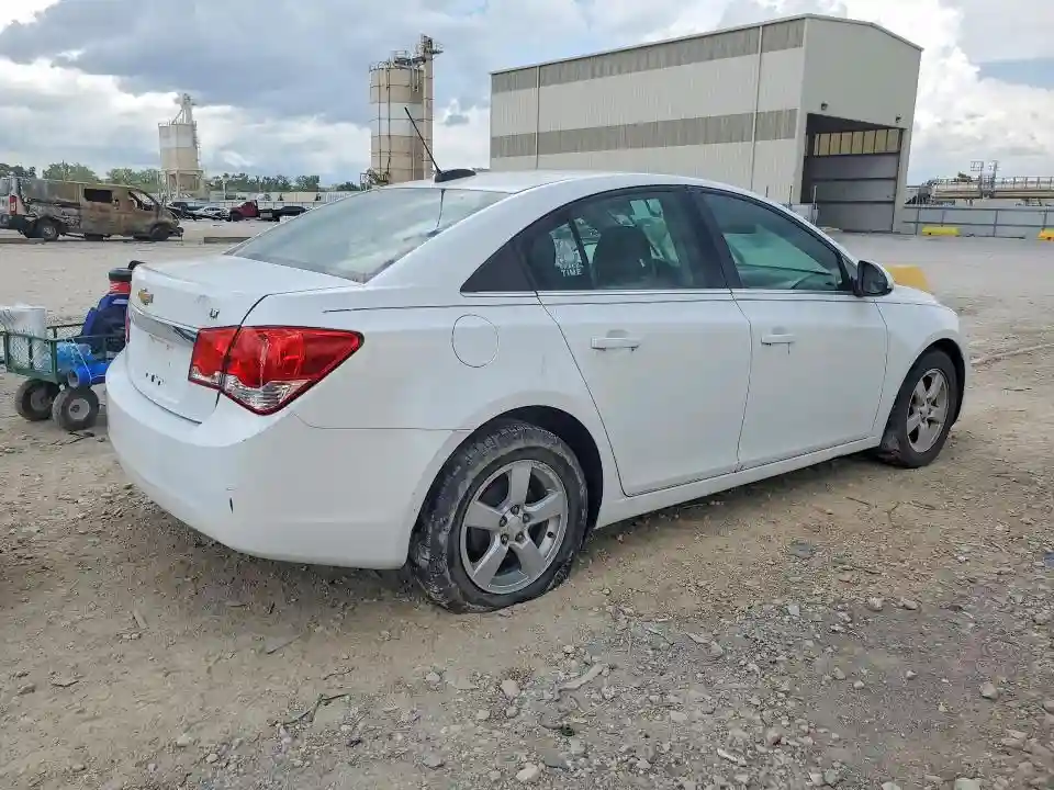 1G1PE5SB5G7197589 2016 CHEVROLET CRUZE-2