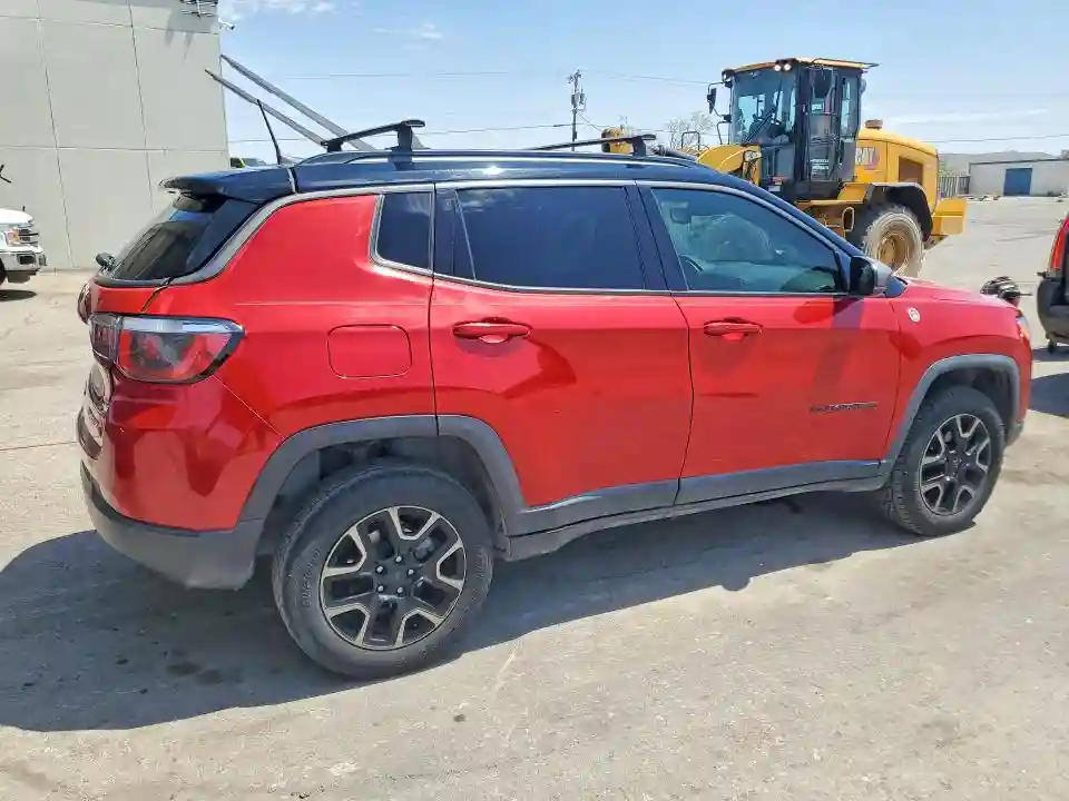 3C4NJDDB3KT765652 2019 JEEP COMPASS-2