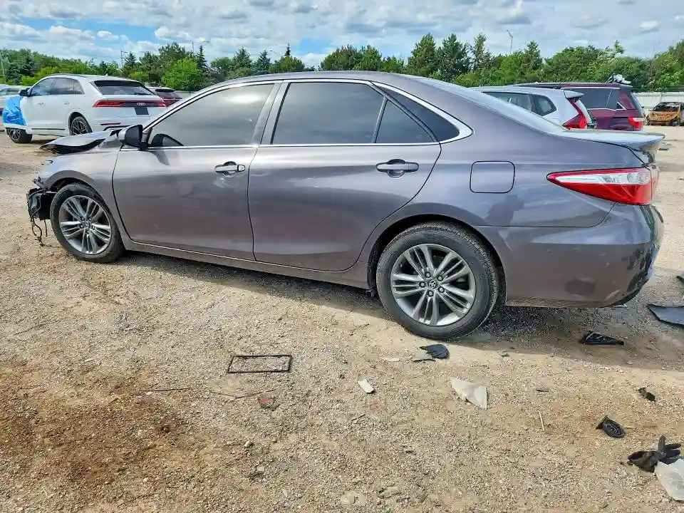 4T1BF1FK3HU304851 2017 TOYOTA CAMRY-1