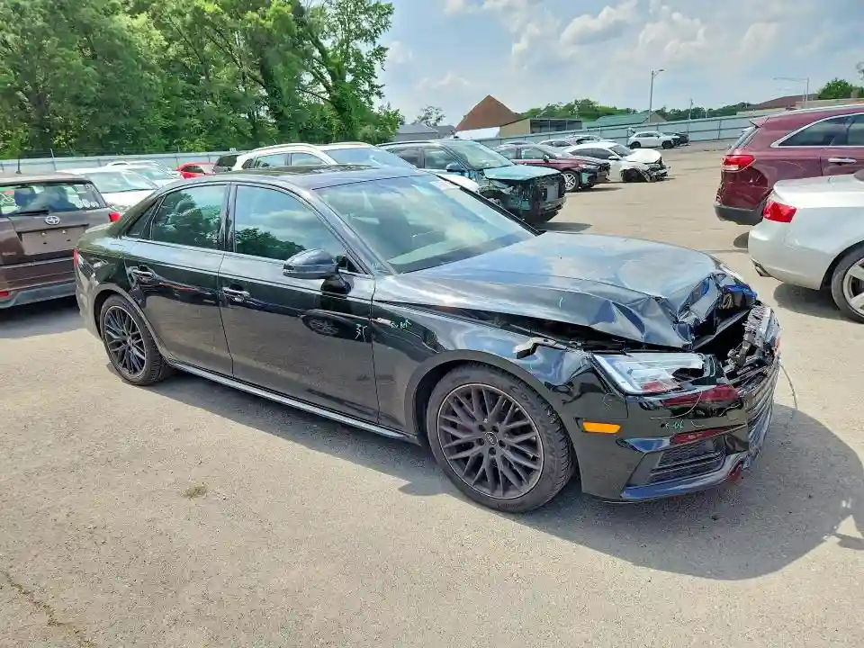 WAUENAF4XJN000970 2018 AUDI A4-3